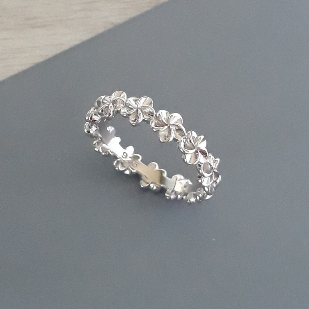 925 Sterling Silver Plumeria Eternity Band Ring